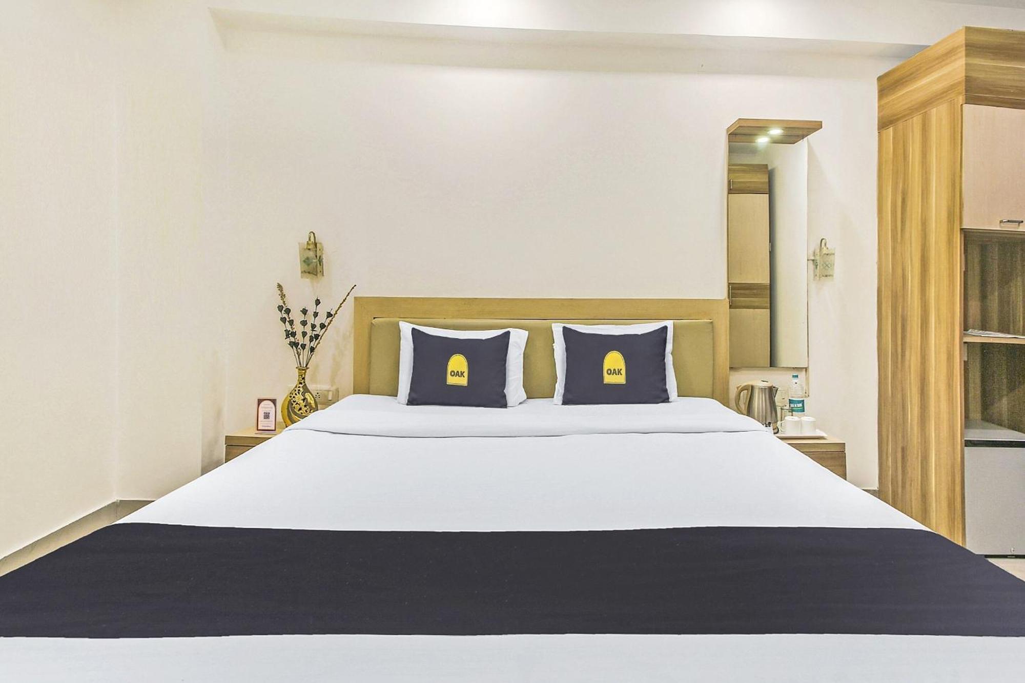 Super Townhouse Oak The Platinum Studio New Town Ngoại thất bức ảnh