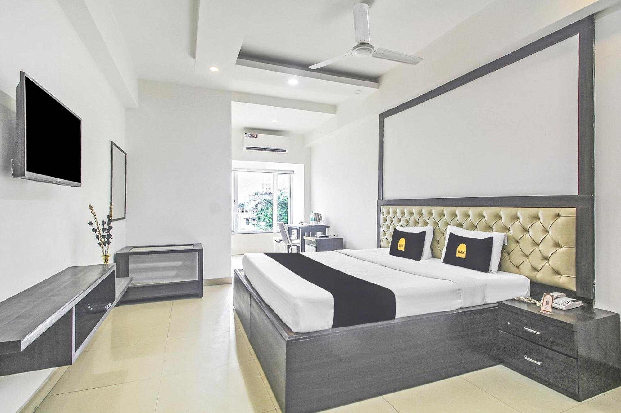 Super Townhouse Oak The Platinum Studio New Town Ngoại thất bức ảnh