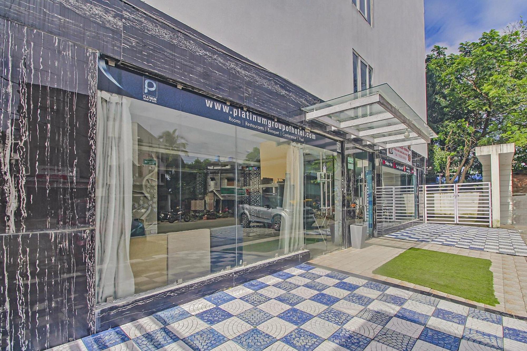 Super Townhouse Oak The Platinum Studio New Town Ngoại thất bức ảnh
